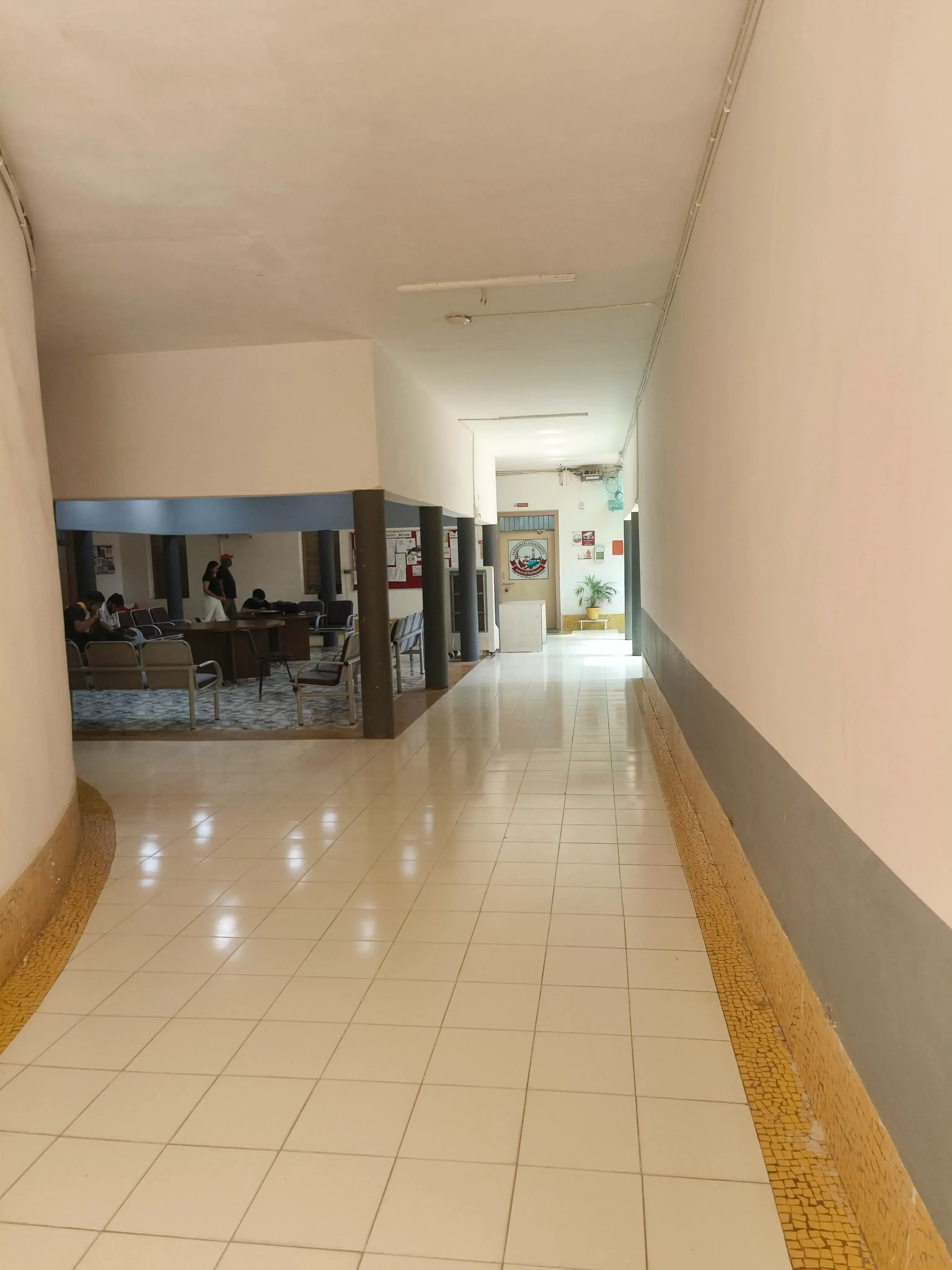 Sabarmati University Ahmedabad Academic Building photo 13